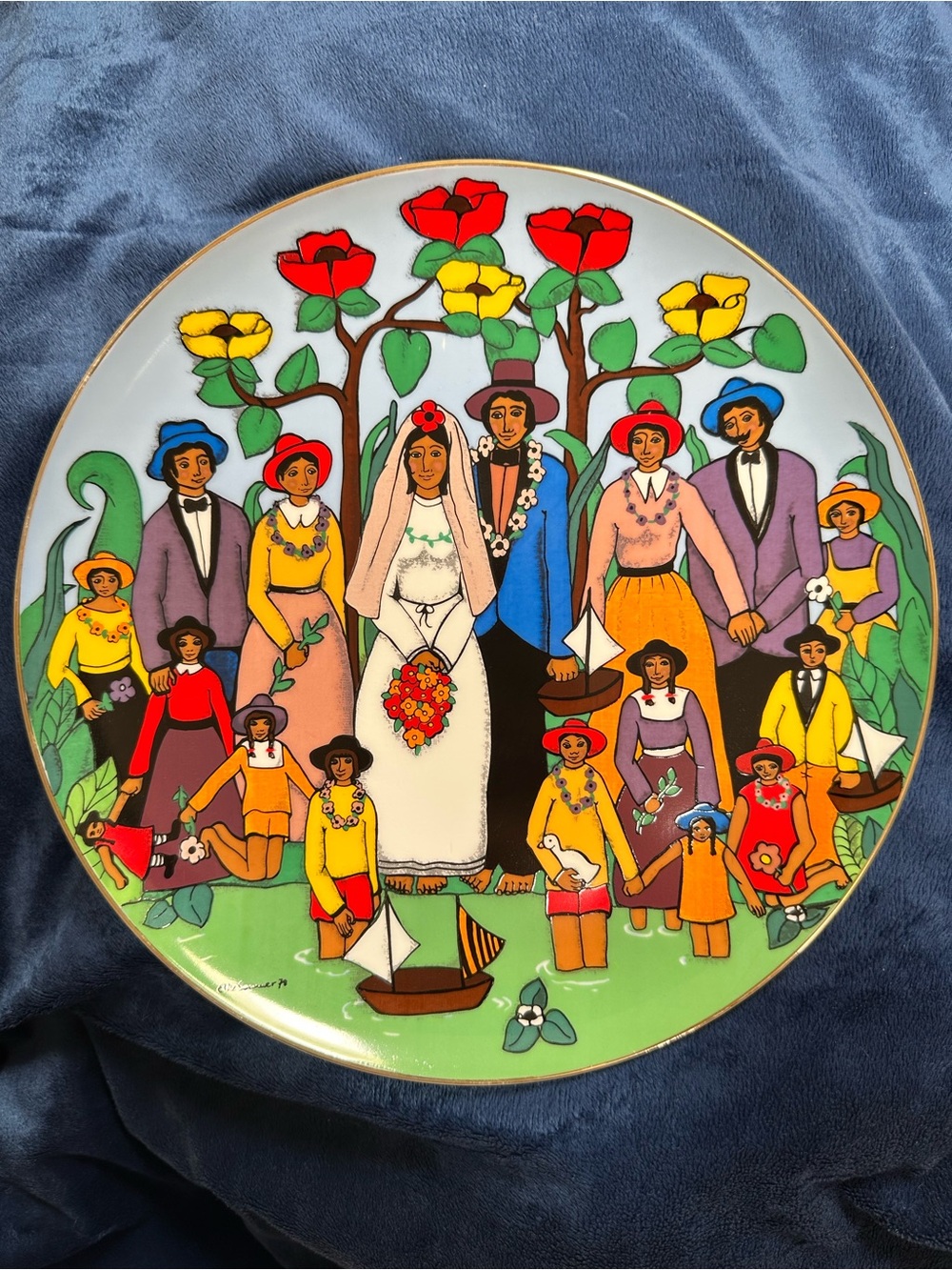 Decorative Hawaiian Wedding Art Plate - Vibrant Multicolor